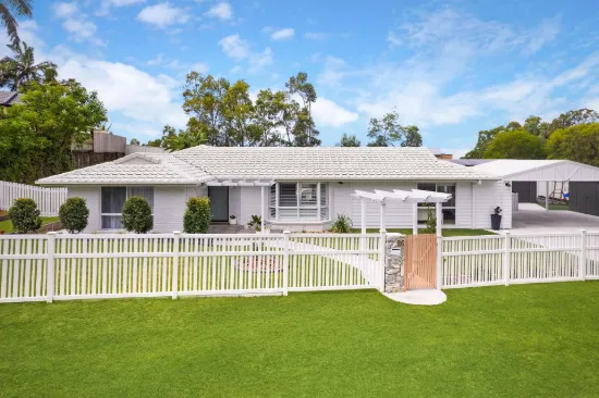 Renovated Family Entertainer with Space, Privacy and Serenity