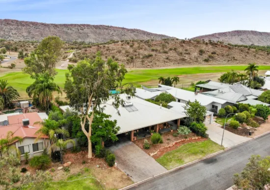 Comfortable Living with Golf Course Views 
