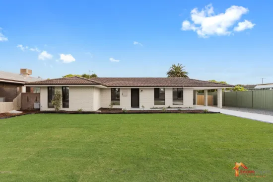 COASTAL CHARM, MODERN STYLE - RENOVATED WARNBRO LARGE BLOCK!