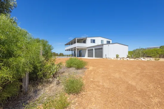 Potential 4x2 Coastal Acreage with Ocean Views!