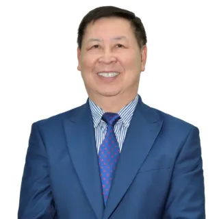 Raymond Chu - Real Estate Agent