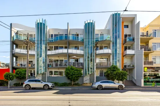 Lifestyle and Location in the Heart of It All
