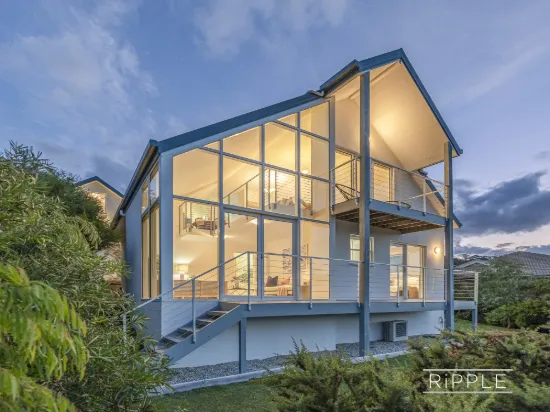 Views, Sunrises & Coastal Living at Its Best