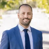 Alistair  Macmillan - Real Estate Agent From - Ray White - Wilston