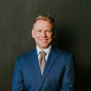 Ian Watts - Real Estate Agent
