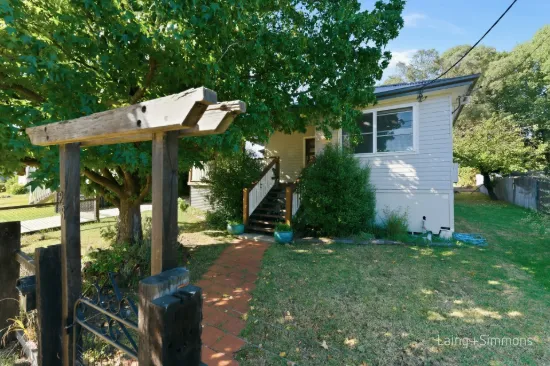 Solid Three-Bedroom Home in a Convenient Location