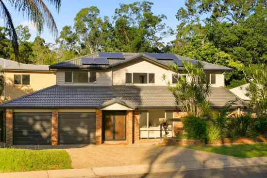 Spacious Family Living in a Peaceful Aspley Pocket