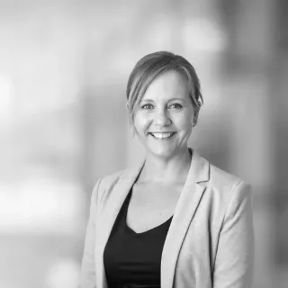 Melanie Carey - Real Estate Agent
