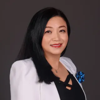 Angelina Xu - Real Estate Agent