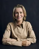 Stephanie Hammond - Real Estate Agent From - Shores Real Estate - AVALON BEACH