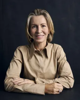 Stephanie Hammond - Real Estate Agent