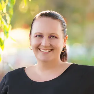 Ela Milne - Real Estate Agent