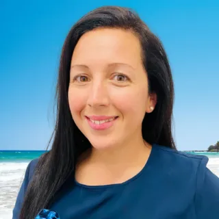 Serena Nunns - Real Estate Agent