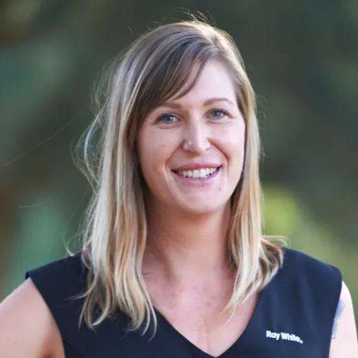 Kandice Hinchcliffe - Real Estate Agent at Ray White - Wagga Wagga