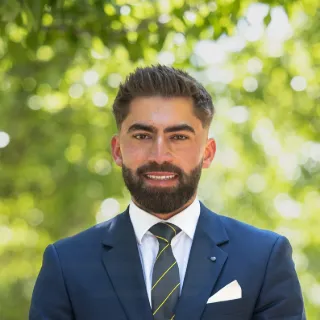 Hunny  Sharma - Real Estate Agent