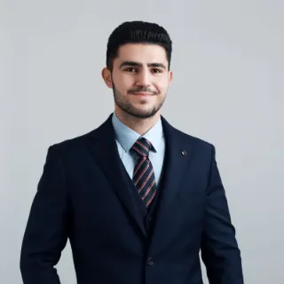 Adam Hosseini - Real Estate Agent