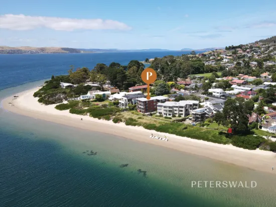 Nutgrove beachfront penthouse