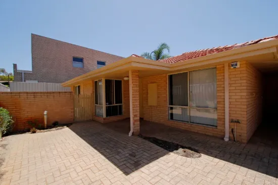 Private Rear Villa in a Prime Inner City Location
