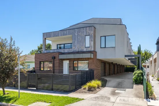 Stylish Living for Savvy Buyers.