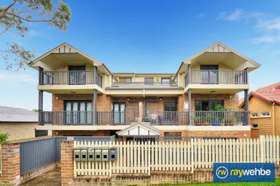 Modern Apartment with Strong Rental Return in Prime Rosehill Location