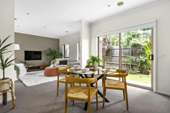 Easy single-level living near parklands