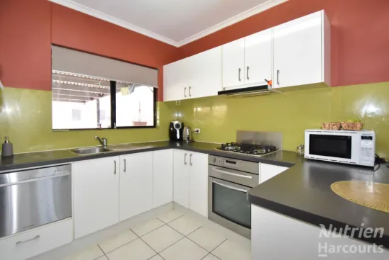 Charming Two-Bedroom Unit in a Convenient Location