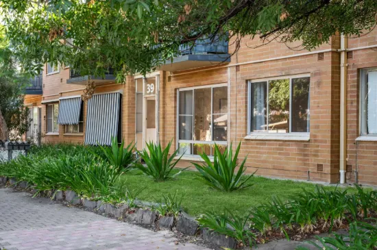 Easy-Care Living in Urban Unley.