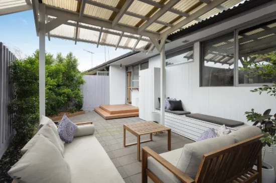 Cute & Comfy - Ideal Living on Chelsea Road