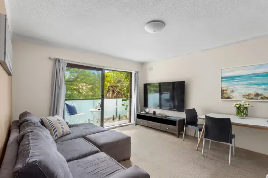 Coastal Living Just Moments from Collaroy Beach