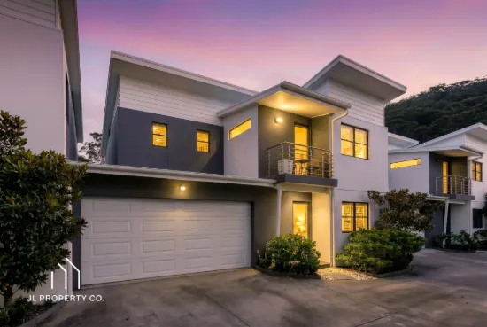 Elevated Comfort & Stylish Living