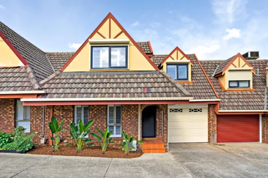 Secluded Style with Enviable Convenience