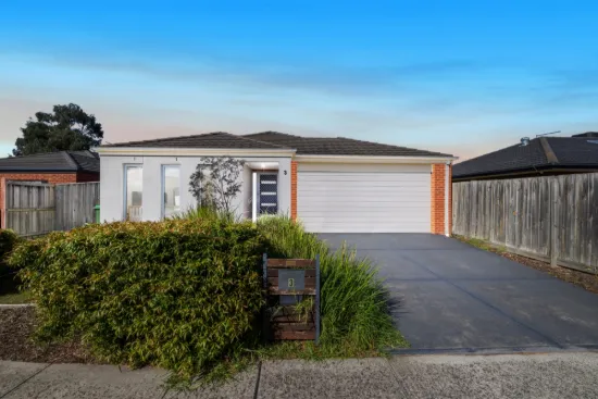 Low-Maintenance Family Living with Double Garage and Great Connectivity