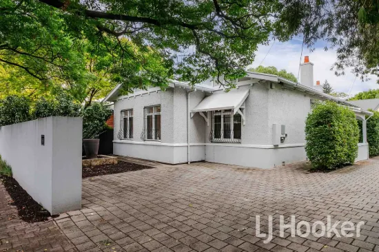 Timeless Character Meets Modern Comfort in Prime Collinswood