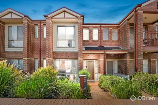 Stylish, Low-Upkeep Townhouse Perfect for First Home Buyers & Investors