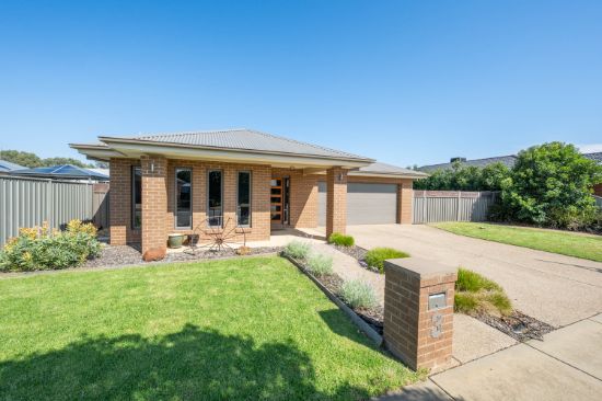 Modern Family Home - Tatura