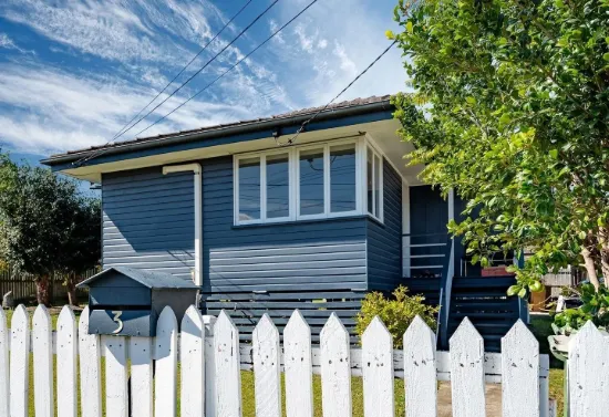 AMAZING OPPORTUNITY - CONVENIENT LOCATION