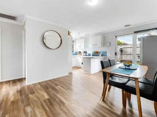 SAVOUR A LIFE OF CAREFREE CONVENIENCE SURROUNDED BY AMENITIES!