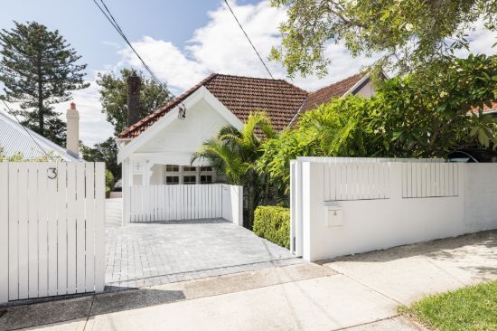 Classic Federation Form With A Relaxed Beach-House Feel OPEN SAT 10AM-10:30AM