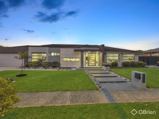 Luxury, Space & Lifestyle: 5-Bedroom Family Home with Resort-Style Outdoor Living