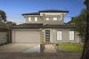 Luxury in Sanctuary Lakes 