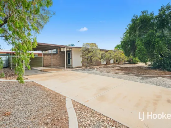 Space, Views and Convenience in a Central Location