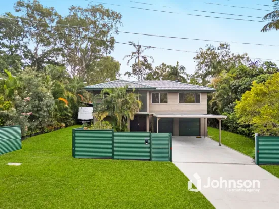 ELEVATED FAMILY LIVING WITH MULTIPLE ENTERTAINING SPACES ON 732SQM