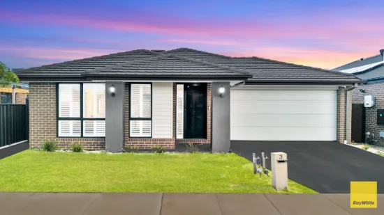 North Facing Family Entertainer - Approx 3 Years Old Home!!