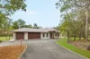 42sq Executive Acreage & 6 Car Garage!