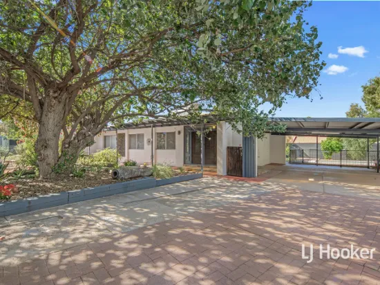 Private Sanctuary, pool and secure parking
