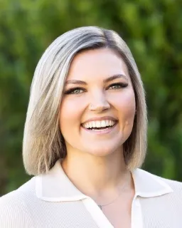 Georgia Spencer - Real Estate Agent