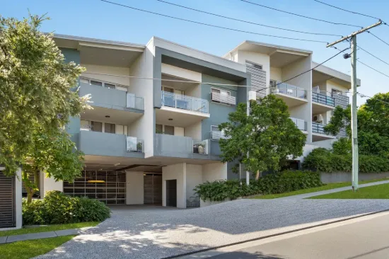 Oxley's Brightest Belle: Light-Filled Living meets Low-Maintenance Luxury