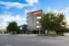 Modern City-Fringe Living 