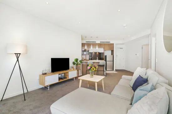 Modern comfort & convenience in the heart of Lane Cove