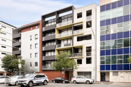 Inner-City Living with Skyline Views & Ultimate Convenience
